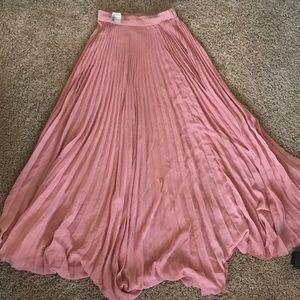 LOVE CULTURE flowy pink skirt TAGS STILL ON!!